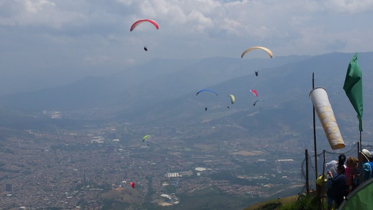 Paragliding Medellin