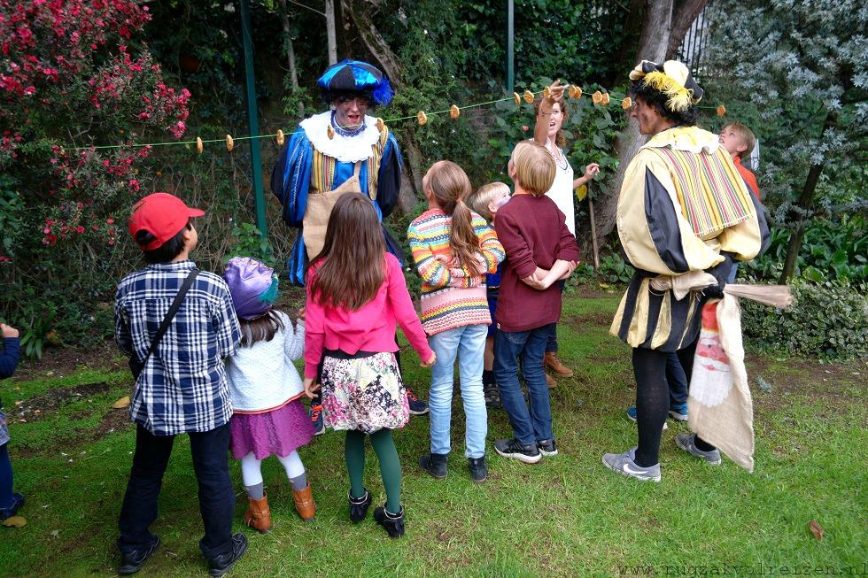 Sinterklaas Bogota koekhappen